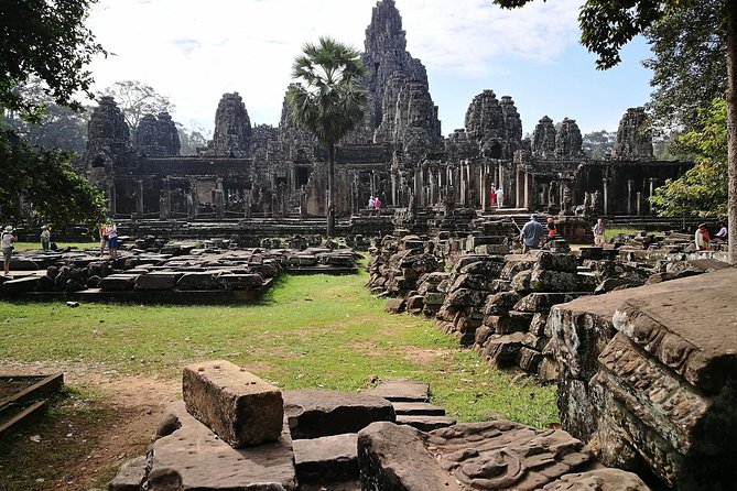 1-Day Amazing Angkor Wat Tour with Sunset & All Interesting Major Temples - The Elephant and Leper King terraces