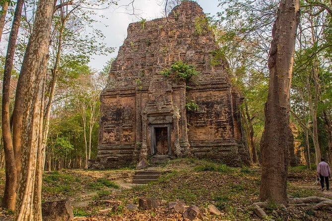 1-Day Angkor Wat Cycling Tour: Scenic Bike Adventure in Siem Reap - Ta Nei, the quiet forest stop