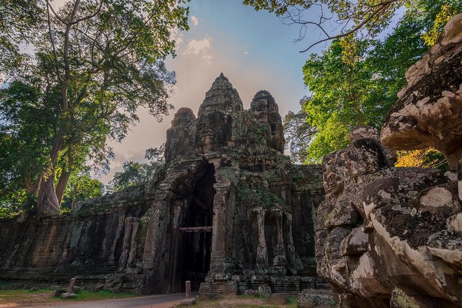 1-Day Angkor Wat Sunrise & All Interesting Temples Private Tour - Preah Palilay, the quiet final stop