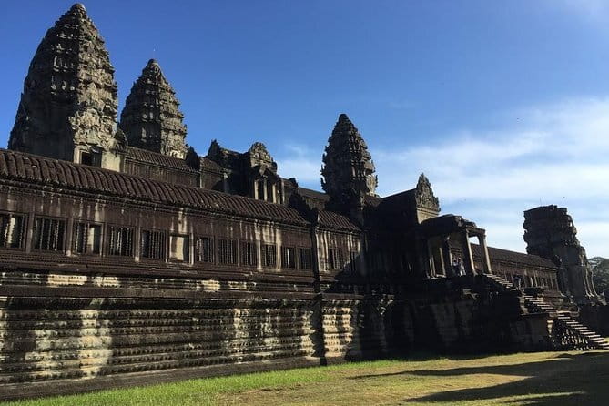 1 Day Angkor Wat with Sunrise Tour - Why the sunrise start is worth the lost sleep