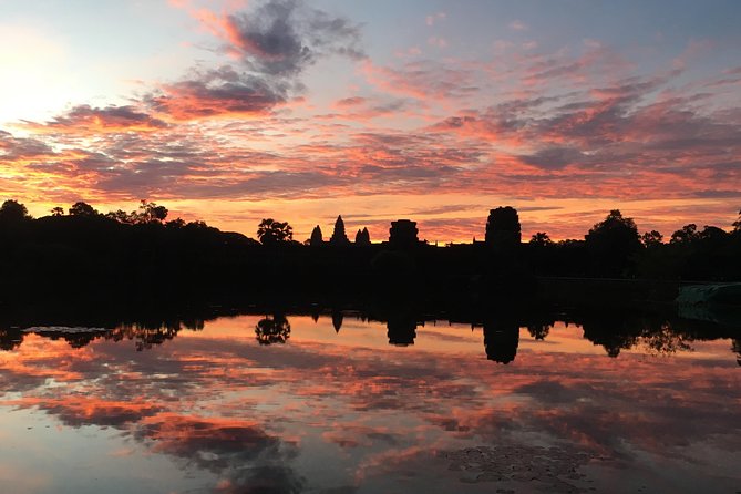 1 Day Discover Angkor Wat Sunrise Private Tour - The Terrace of the Elephants is a short but useful stop