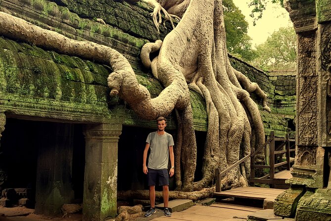 1day private tour to all majestic Temples in Angkor and Sunset - Baphuon and the former royal center