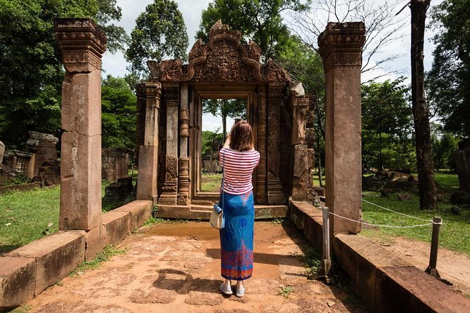 2-Day : Angkor Sunrise, Kompong Phluk Sunset & Banteay Srei Tour - Ta Prohm and Bayon, two very different icons