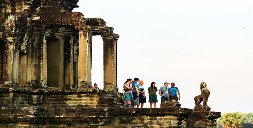 2-Day: Angkor Temple Treasures and Unique Floating Lifestyle - Key points to know before booking