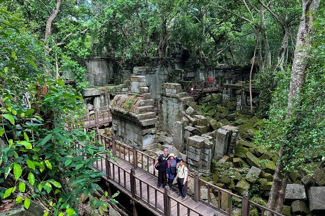 2 Day Angkor Wat Kulen Mountain Beng Mealea Floating Village Tour - Kampong Phluk and life on Tonle Sap