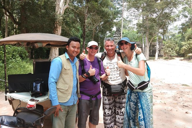 2-Day Angkor Wat Sunrise tour, Banteay Srei & Tonle Sap lake - The 4:40 AM Angkor Wat sunrise