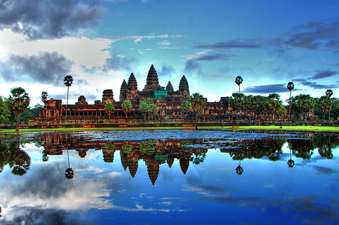 2-Day Angkor Wat & Tonle Sap Tour - Terraces, carvings, and Ta Prohm’s famous roots
