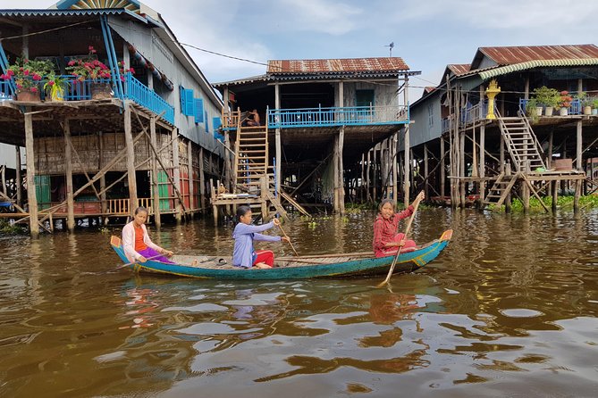 2 Day private tour: Small tour, Big tour, sunrise and sunset,floating village. - Day 1: Angkor Thom, Bayon, and the small and big circuits