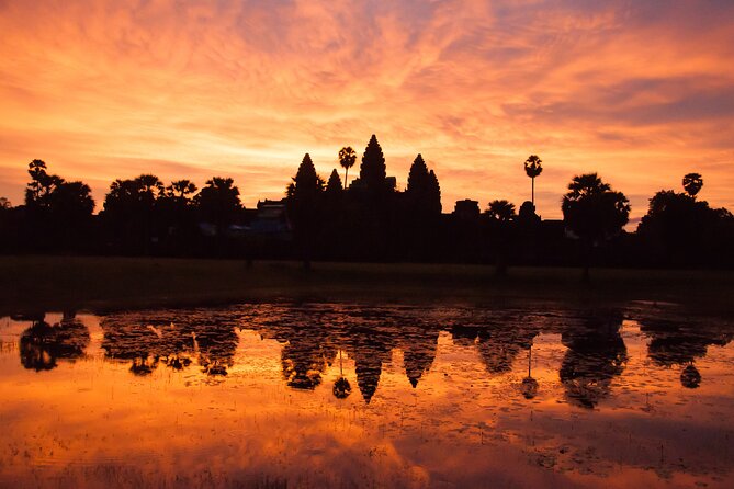 2-Day Unforgettable Experience of Angkor Wat - 4:30 a.m. sunrise at Angkor Wat