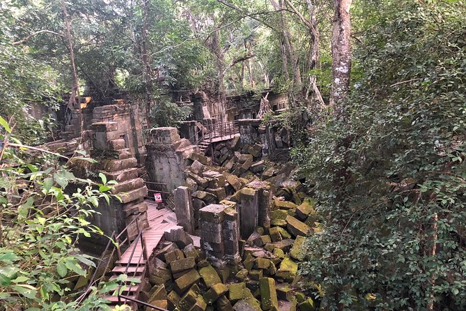 2 Days Discover Angkor Wat Complex and Cambodia's Villages Tours - Day two: Beng Mealea and Cambodia beyond the monuments