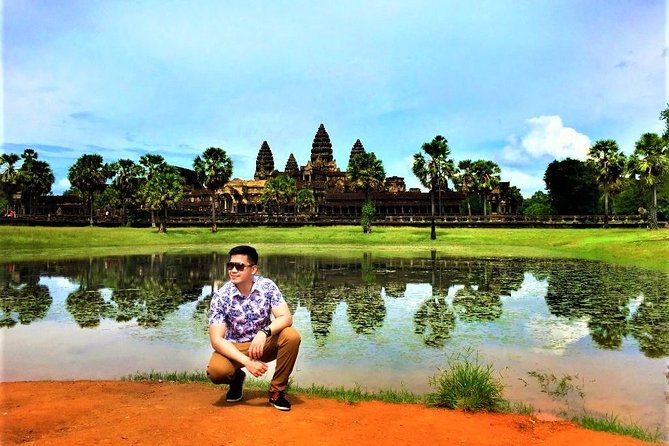 2 Days Exclusive Temple Highlights with Sunset and Sunrise Tour - Angkor Thom and the South Gate close the circuit