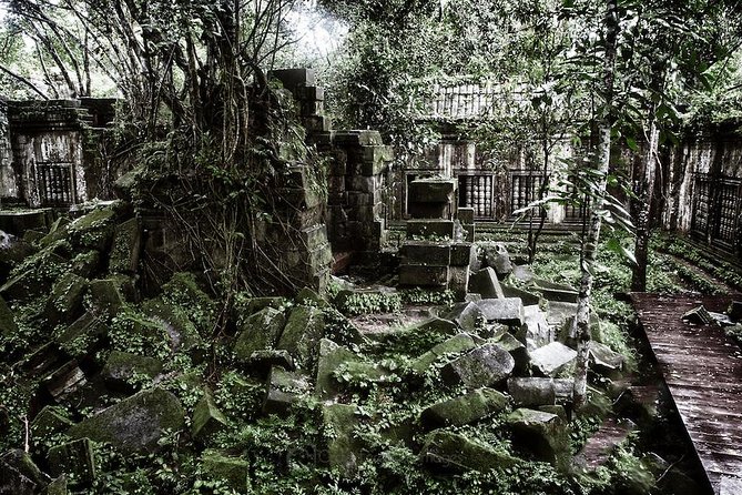 2-Days Private Tour Discovery Angkor Wat , Waterfall and Beng Mealea Temple - Beng Mealea feels different from the main circuit