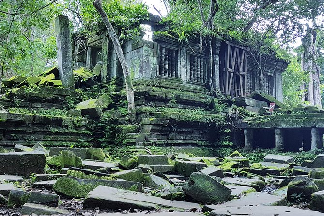 2-Days Private Tour in Angkor Sunrise, Banteay Srei and Beng Mealea Temple - Preah Khan and Neak Pean on day two