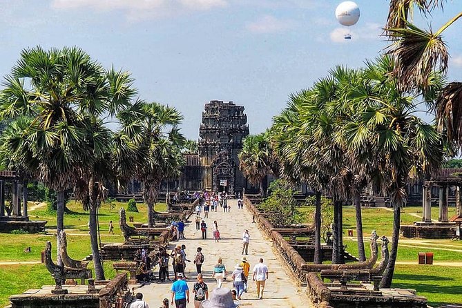 2-Days Tour (The Best Historical of Khmer Empire) - Angkor Wat deserves the full morning