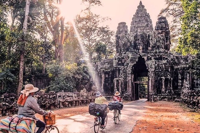 2-Days Tour (The Best Historical of Khmer Empire) - Ta Prohm brings the jungle atmosphere