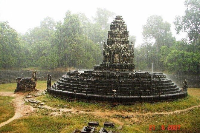 2days Explore Angkor wat Small Tour & Big Tour + Banteay Srei (Private tour) - Best for families, first visits, and temple collectors