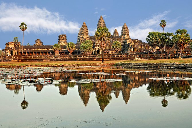 3-Day Angkor, Lake-side Village & Roluos Temples Tour - What the Private Vehicle Adds