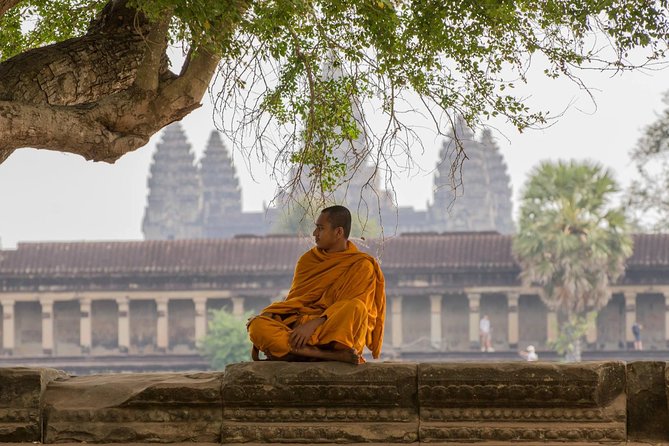 3-Day Angkor Wat & All Interesting Major Temples & Kulen Mount Waterfall - Day three: sunrise, Jayavarman VII, and the Roluos beginnings