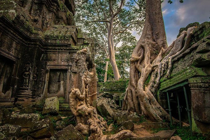 3-Day Angkor Wat & All Interesting Major Temples & Kulen Mount Waterfall - Guides, pacing, and the private vehicle