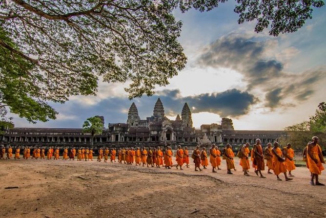 3-Day Angkor Wat with All Interesting Major Temples, Banteay Srei & Beng Mealea - Day three: Beng Mealea and the first Roluos temples