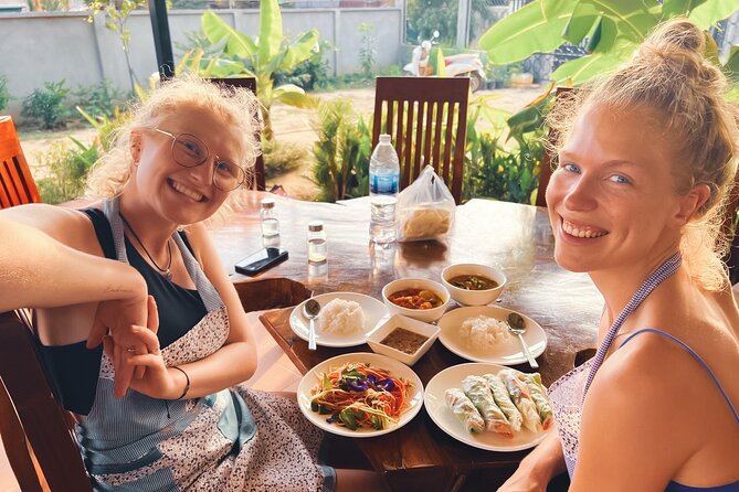 3-Hour Siem Reap Guided Cooking Class and Market with Pick up - Start with a Siem Reap Market Visit