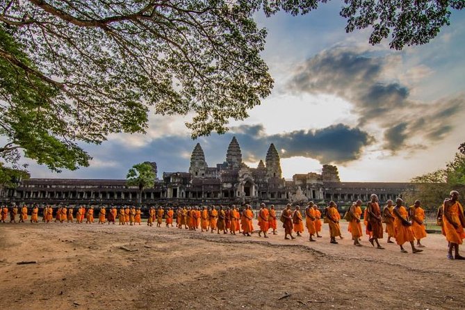 5-Day All Major Temples & Kulen Mount Waterfall & Koh Ker & Beng Mealea - Guiding, transport, and the pace