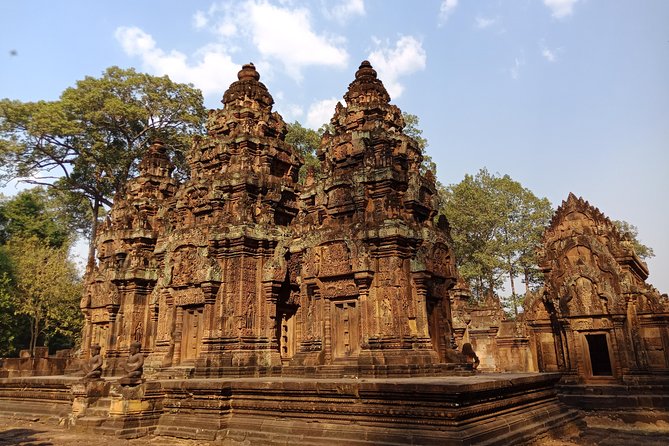 A Day Angkor Wat Sunrise Tour, Ta Prohm & Hidden Gems Beng Mealea - A private vehicle makes the long day easier