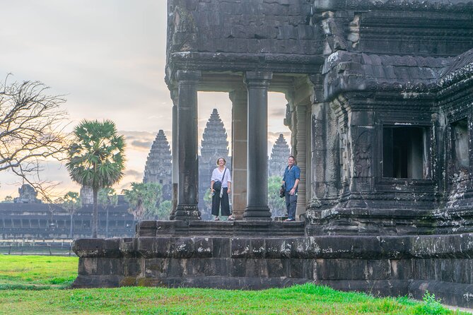 Angkor Adventure Vespa Tour / Tuk Tuk or Car - Starting from Siem Reap at 8:00 a.m.