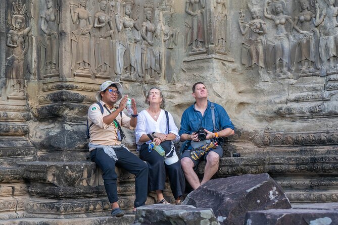 Angkor Adventure Vespa Tour / Tuk Tuk or Car - Srah Srang and lunch at a local house