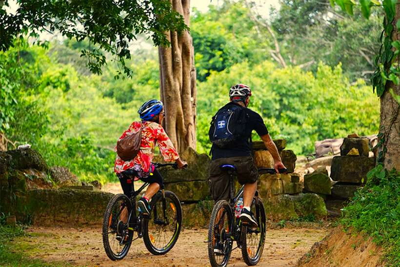 Angkor Jungle Biking Adventure Private Cycling Tour - Bikes, children and practical comfort