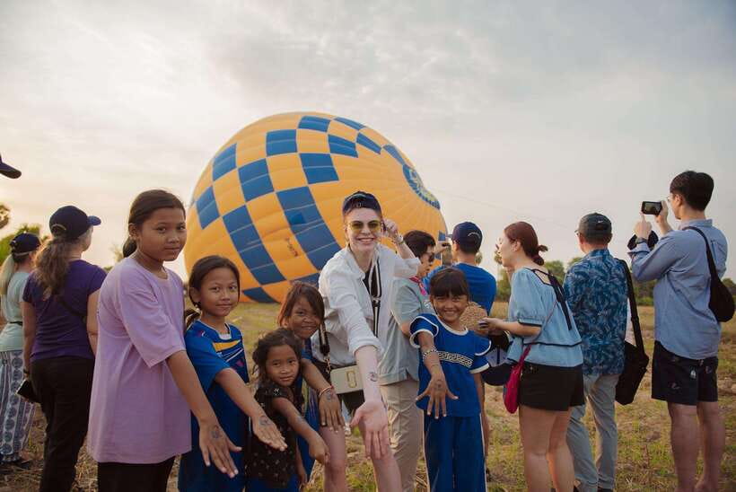 Angkor Stunning Hot Air Balloon - Staff, pilots, and the small details that help