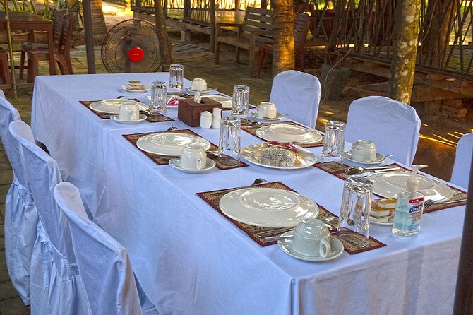 Angkor Sunrise Bike Tour - Breakfast & Lunch included - Guide quality makes the difference