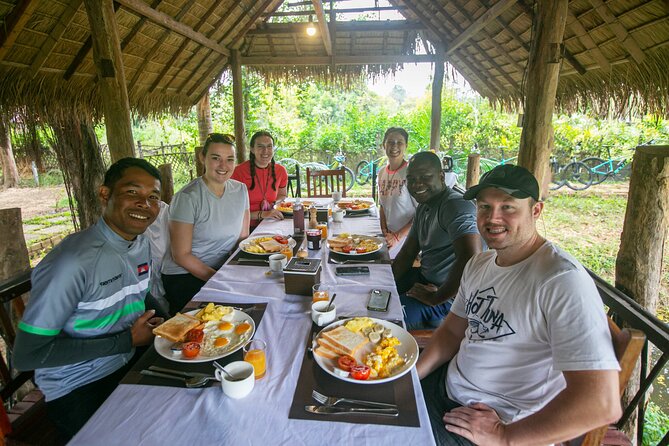 Angkor Sunrise Bike Tour / E-Bike or Tuk Tuk - Bayon and Angkor Thom by bike