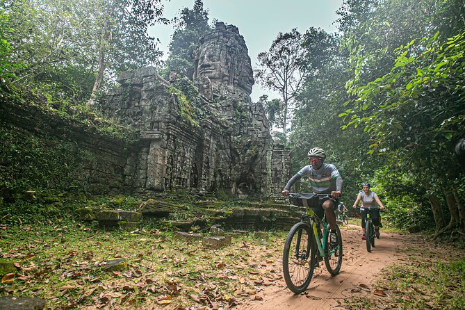 Angkor Sunrise Bike Tour / E-Bike or Tuk Tuk - Breakfast, bikes, and the first forest trails