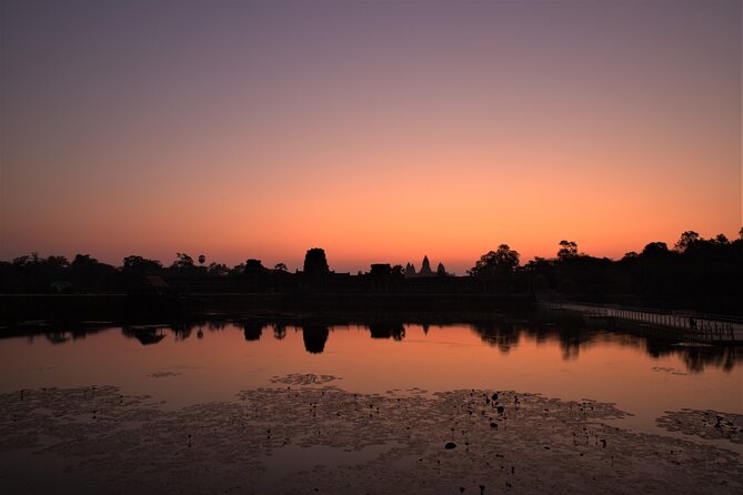 Angkor Sunrise Expedition Cycling Through Serene Backroads - Guide, group size, and included support