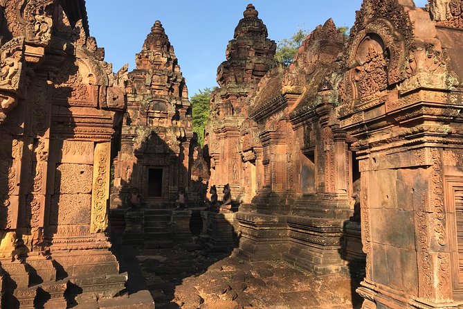 Angkor Temples Highlights: 2-Day Private Tour with Sunrise - East Mebon recalls a vanished reservoir