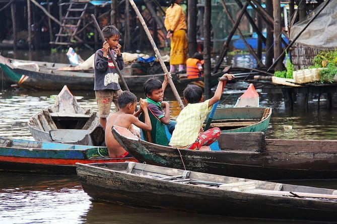 Angkor Wat 2 Days and a Half Temples & Tonle Sap-Small Group Tour - Day three: Kampong Phluk and life on Tonle Sap