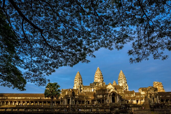 Angkor wat and Small group temples Full day tours - Bayon and the faces of Jayavarman VII