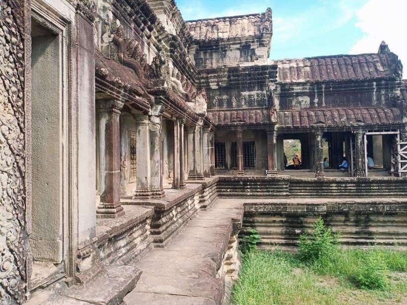 Angkor Wat, Angkor Thom, and Ta Prohm Day Trip with Sunset - A full day among Angkor’s greatest temples