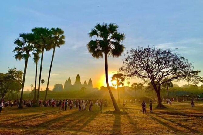 Angkor Wat at Sunrise - Leaving Siem Reap Before Dawn