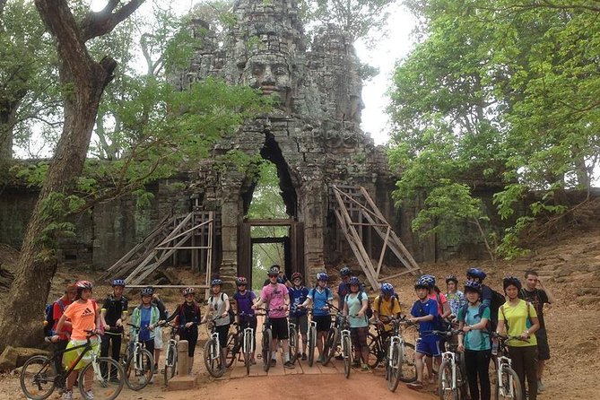 Angkor Wat & Bayon: the Smiling Temple - Why cycling works well at Angkor