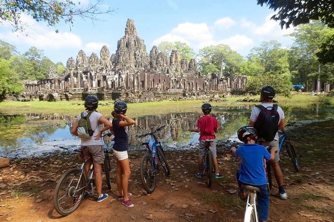 Angkor Wat & Bayon: the Smiling Temple - Starting with Angkor Wat