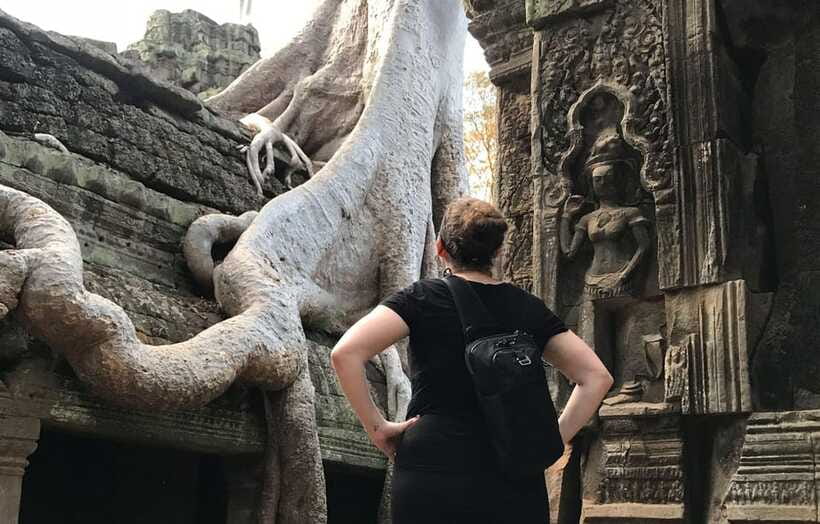 Angkor Wat by Vintage Jeep – Private Tour (Optional Sunrise) - What the private Jeep changes