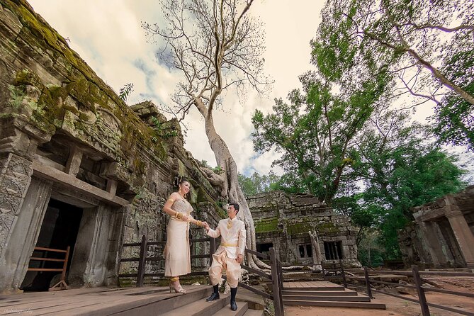 Angkor Wat Full-Day Sunrise & Sunset Private Tour All Interesting Major Temples - Angkor Thom begins at the Victory Gate