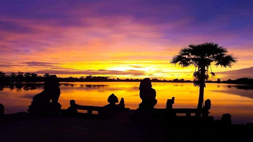 Angkor Wat Guided Sunrise Tour - Who should book this Angkor tour