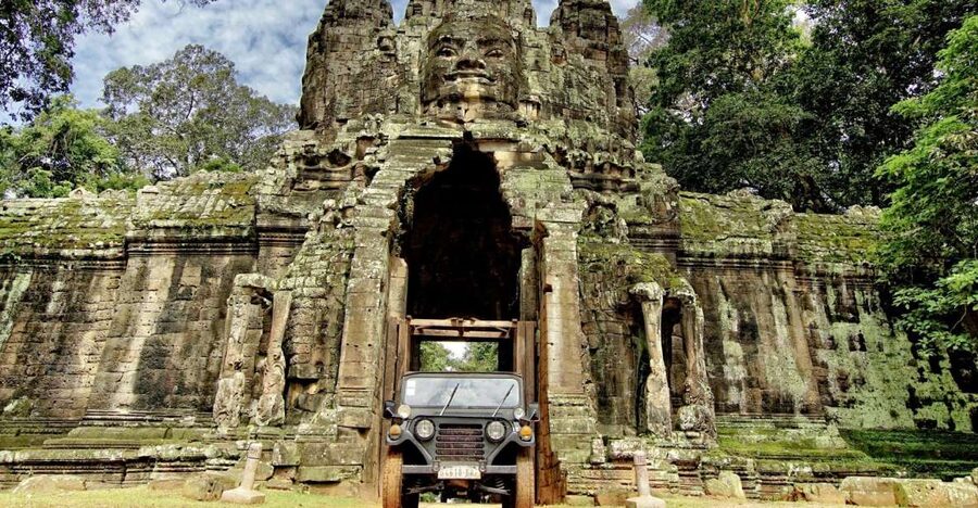 Angkor Wat in a vintage Jeep with driver - jeep rental - Forest roads, rice fields, and the countryside