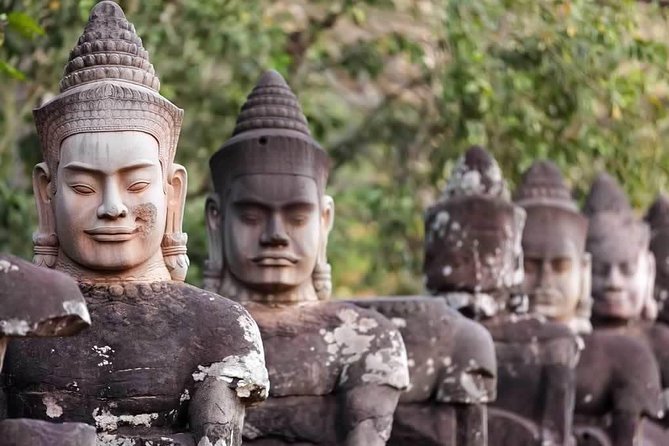 Angkor Wat plus Balloon Ride with Khmer Lunch - Clothing, weather, and practical limits