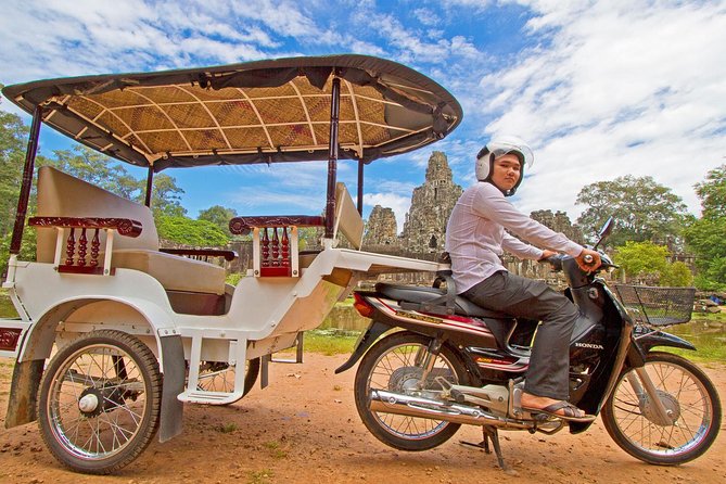 Angkor Wat Private Tour in a Tuk Tuk - Angkor Thom, the former royal center