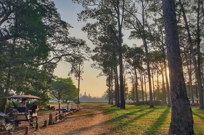 Angkor Wat Private Tours - The drivers and the level of service