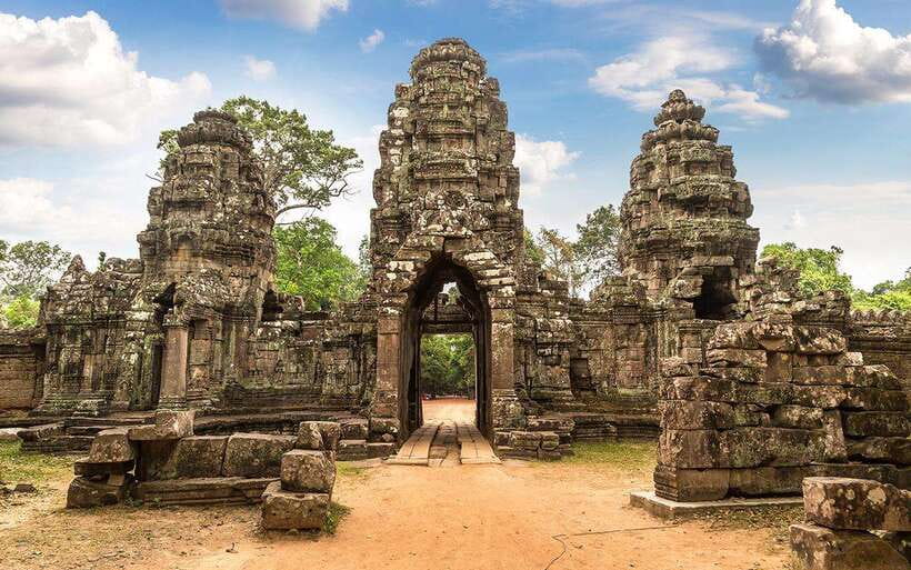 Angkor Wat Small Circle Private Car Tour in Siem Reap - Ta Prohm and the appeal of a rougher ruin
